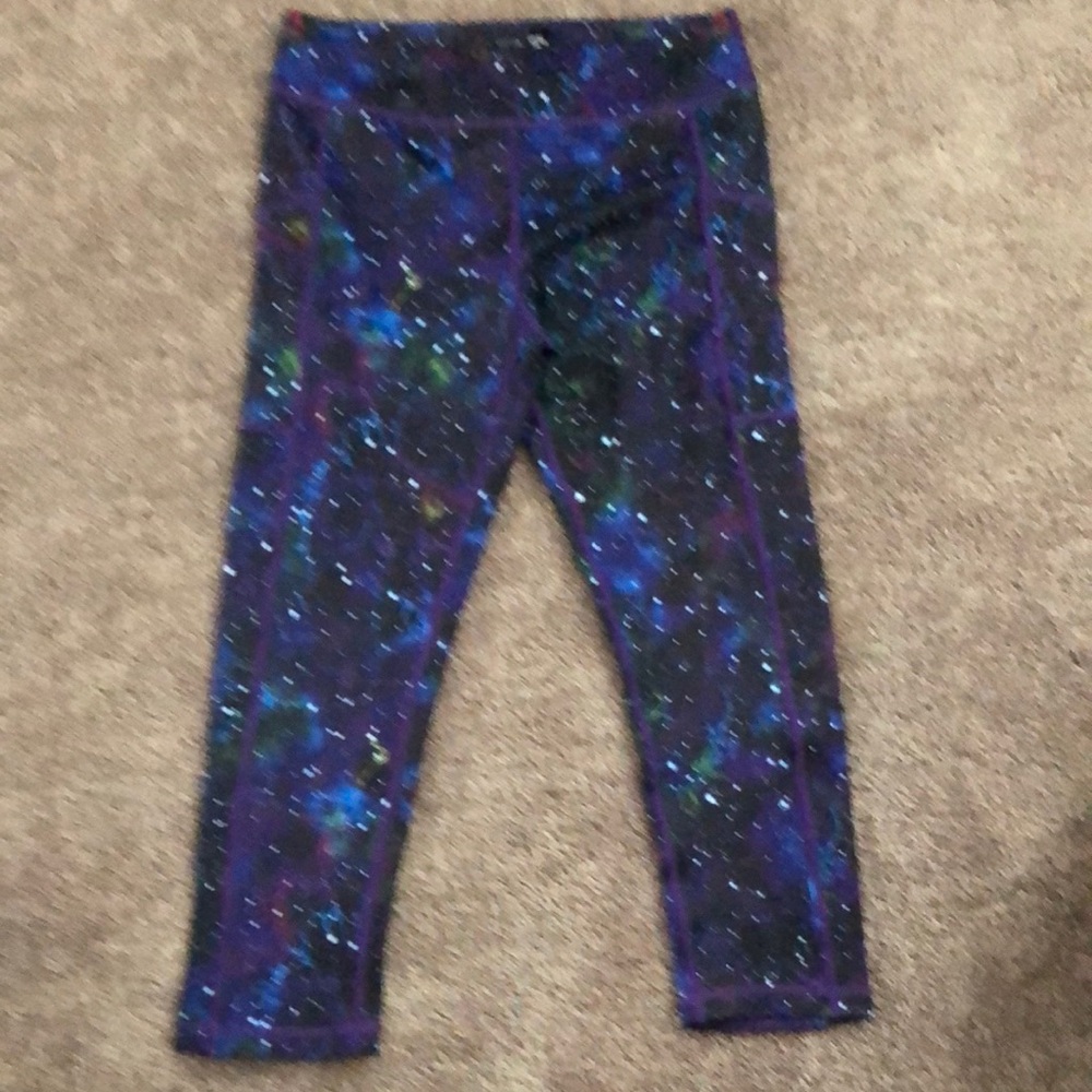 Women’s workout capris